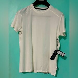 New Kenneth Cole man T-shirts, size medium cotton